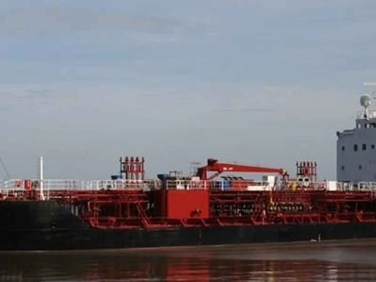 Olie-/chemikaliëntanker te koop
