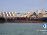 Olie-/chemikaliëntanker te koop