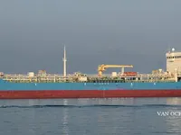 Olie-/chemikaliëntanker te koop