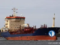 Olie-/chemikaliëntanker te koop