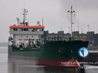 Olie-/chemikaliëntanker te koop