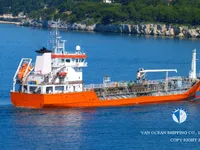Olie-/chemikaliëntanker te koop