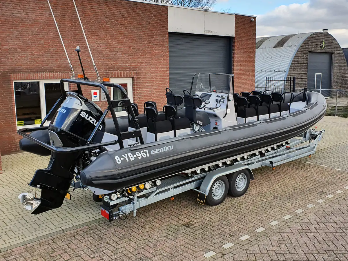 Containerschip te koop