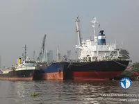 Olie-/chemikaliëntanker te koop