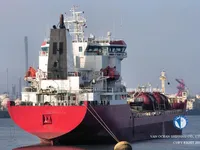 Olie-/chemikaliëntanker te koop