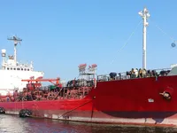 Olie-/chemikaliëntanker te koop
