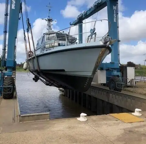 Onderzoeksvaartuig te koop