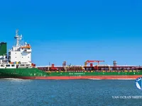 Olie-/chemikaliëntanker te koop