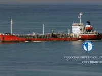 Olie-/chemikaliëntanker te koop