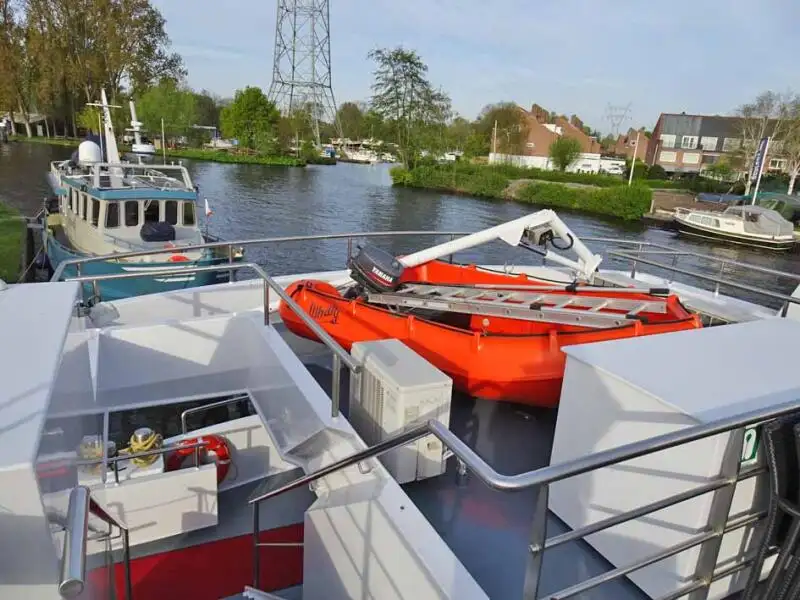 Passagiersschip te koop