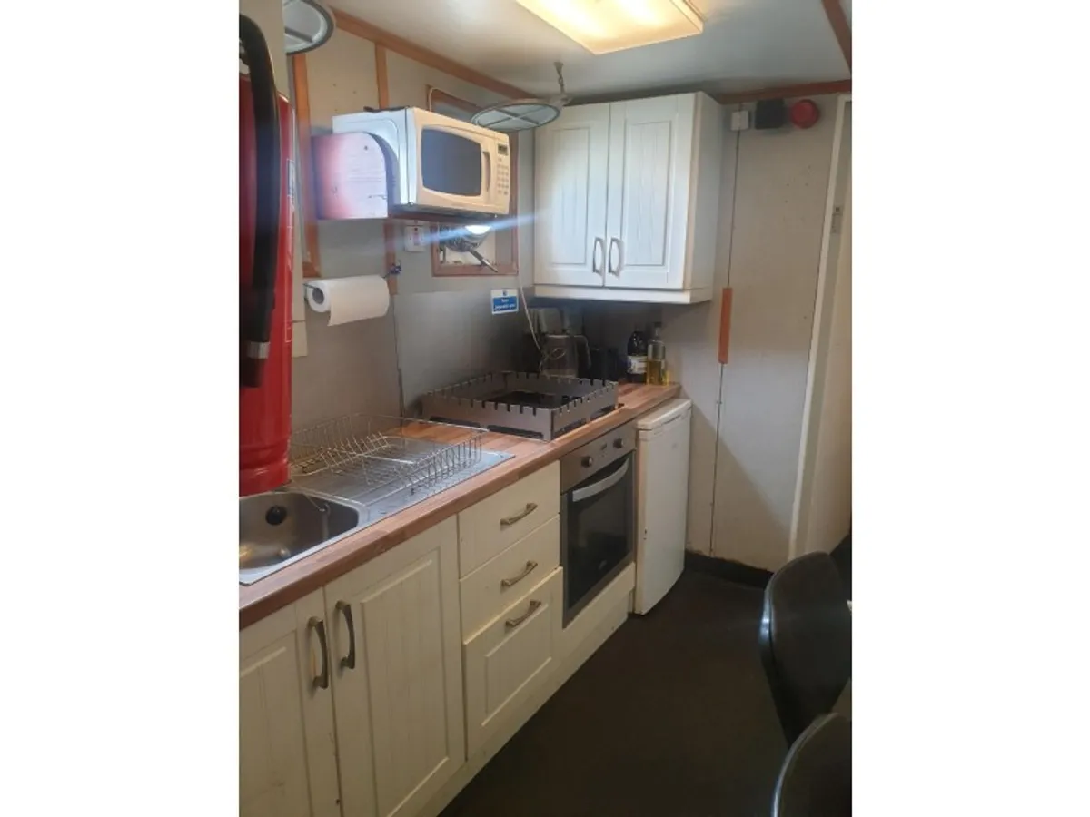 Baggeraarschip te koop