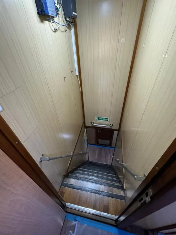 Containerschip te koop