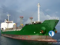 Olie-/chemikaliëntanker te koop
