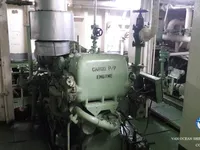 Olie-/chemikaliëntanker te koop