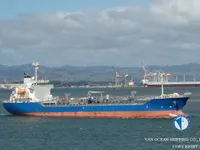 Olie-/chemikaliëntanker te koop