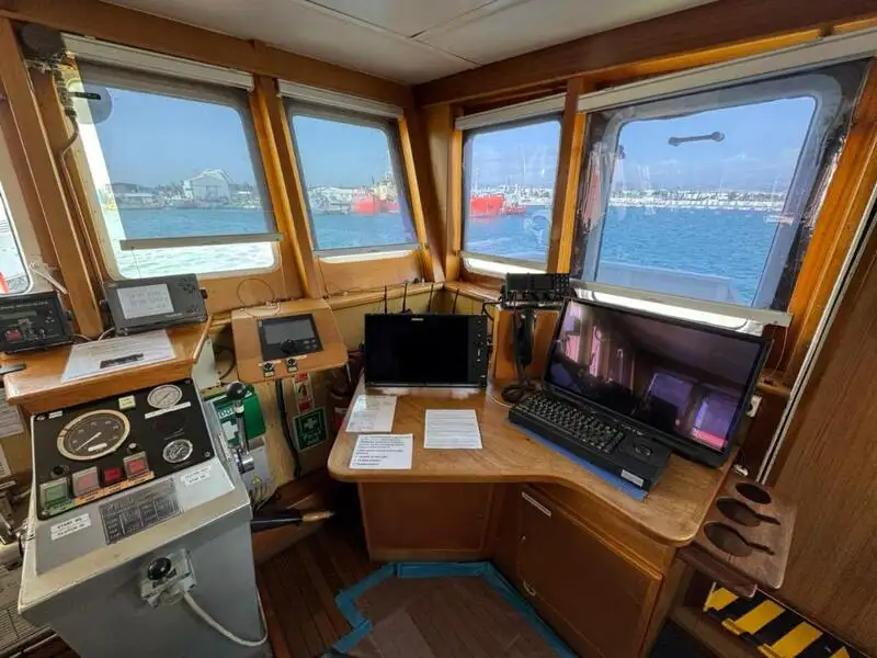 Containerschip te koop