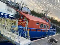 Bemanningboot te koop