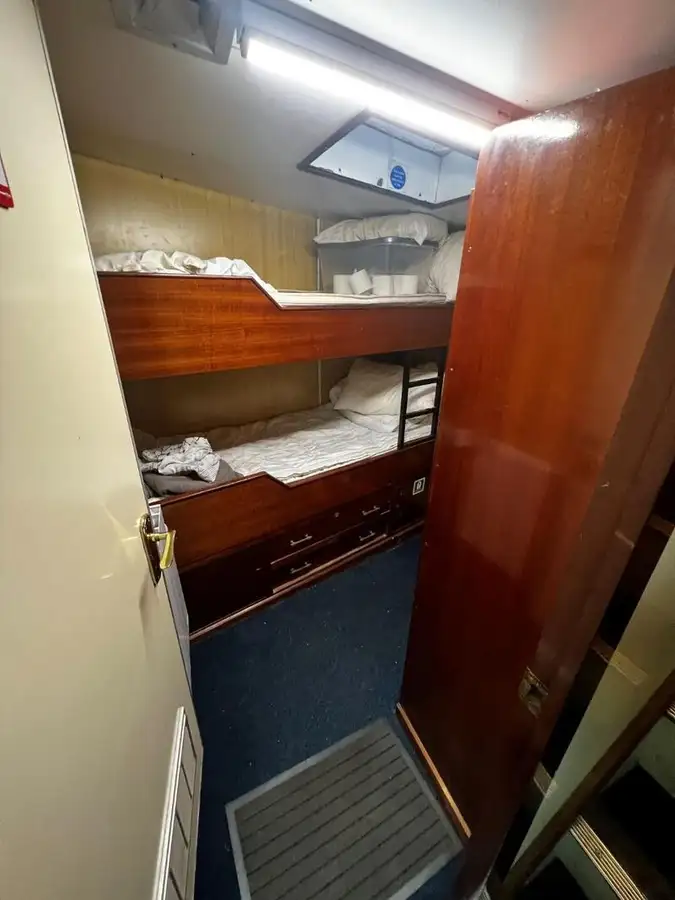 Sleperschip te koop