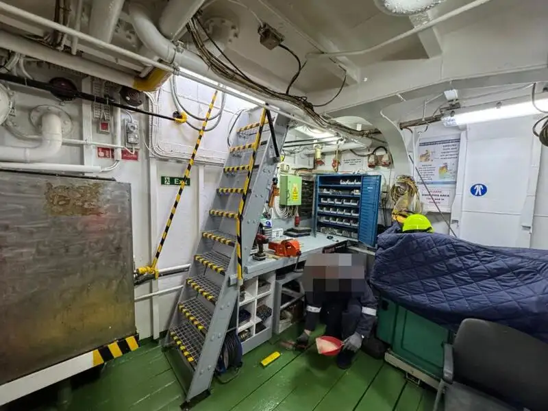 Containerschip te koop
