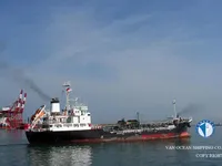 Olie-/chemikaliëntanker te koop