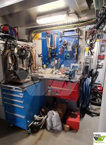 Onderzoeksvaartuig te koop