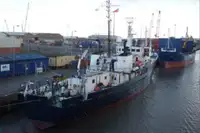 Onderzoeksvaartuig Te koop