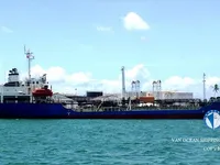 Olie-/chemikaliëntanker te koop