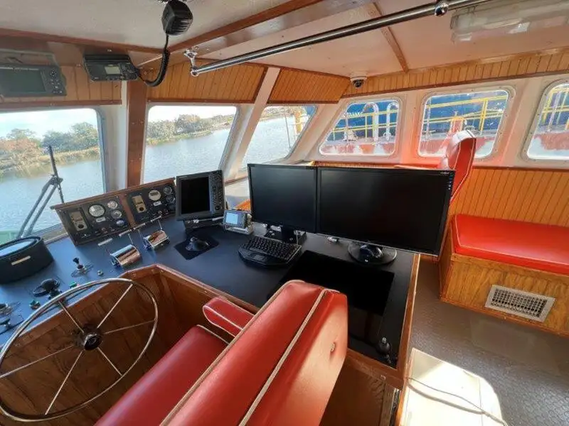 Bemanningboot te koop