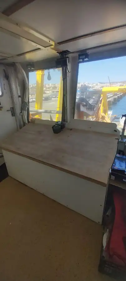 Onderzoeksvaartuig te koop