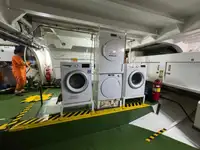 Containerschip te koop