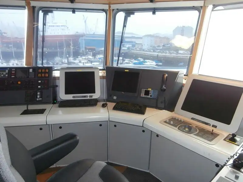 Containerschip te koop