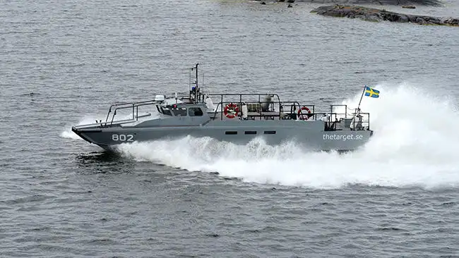 Marine- / militaire schepen te koop