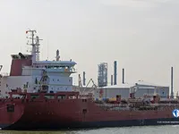 Olie-/chemikaliëntanker te koop
