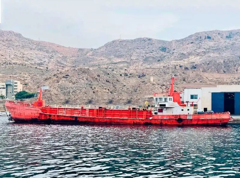 Containerschip te koop