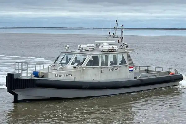 Bemanningboot te koop