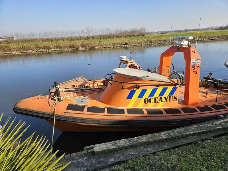 Stijve rubberboot te koop