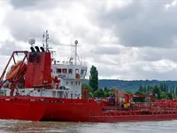 Olie-/chemikaliëntanker te koop