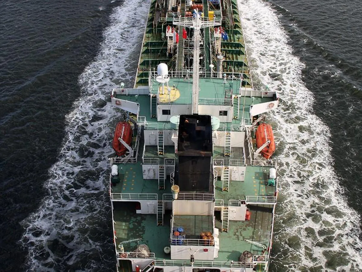 Olie-/chemikaliëntanker te koop