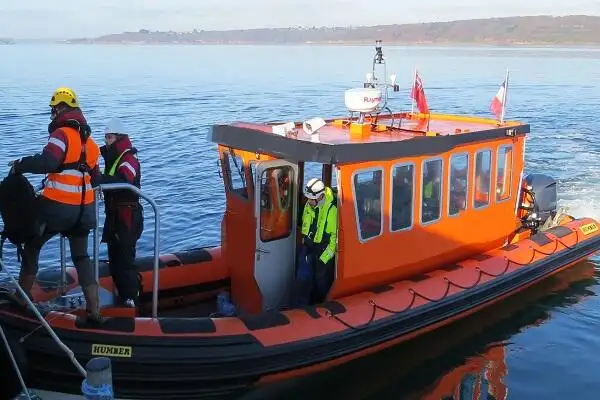 Stijve rubberboot te koop