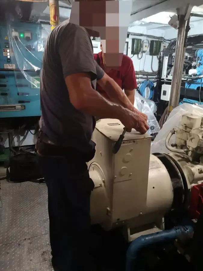 Bemanningboot te koop