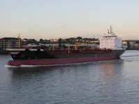 Olie-/chemikaliëntanker te koop