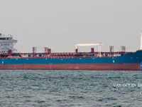 Olie-/chemikaliëntanker te koop