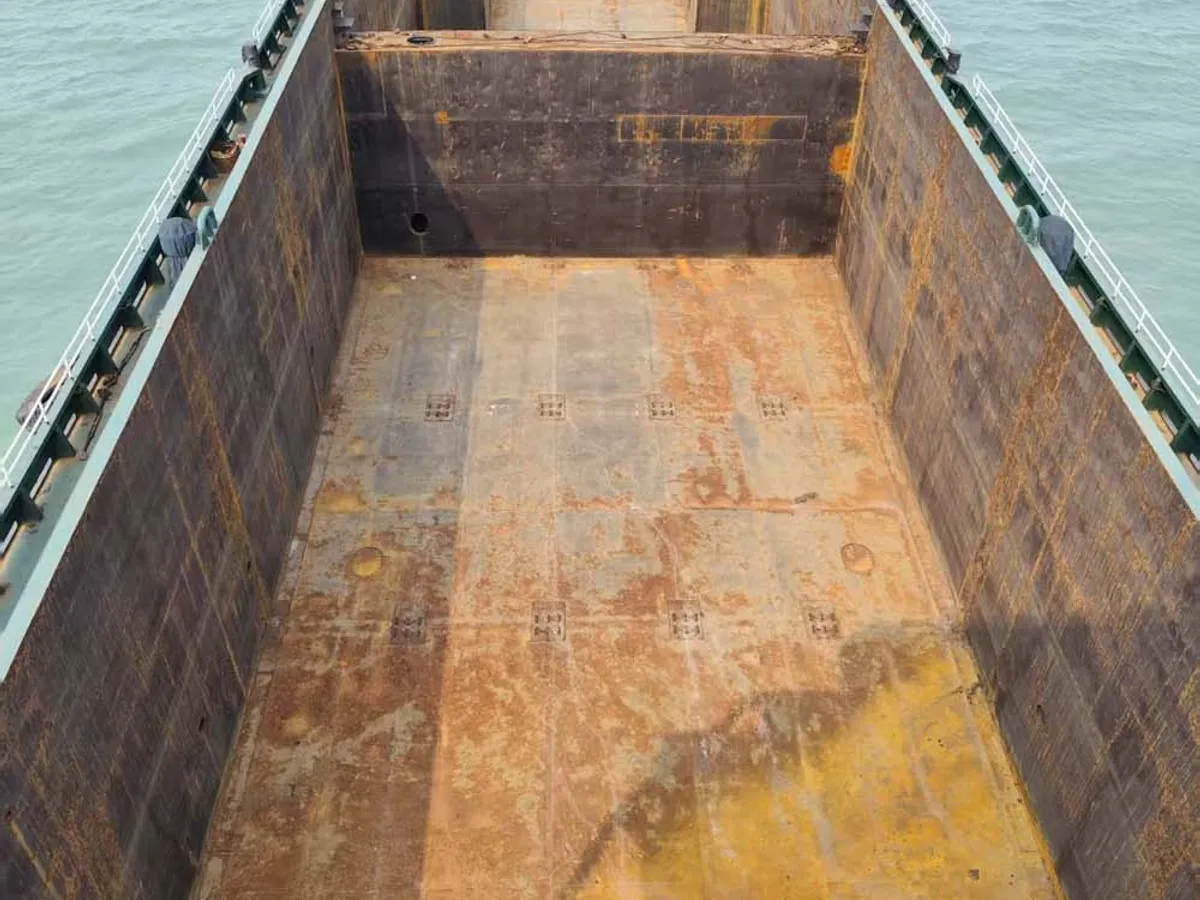 Containerschip te koop
