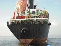 Olie-/chemikaliëntanker te koop