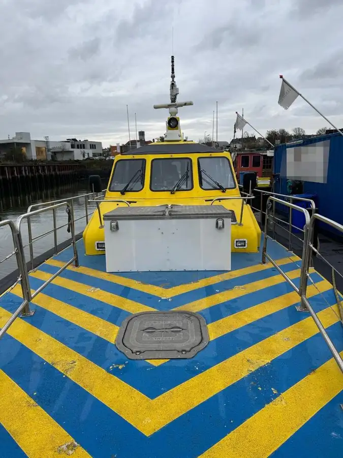 Bemanningboot te koop