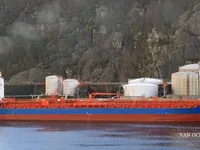Olie-/chemikaliëntanker te koop