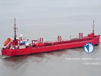 Olie-/chemikaliëntanker te koop