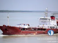 Olie-/chemikaliëntanker te koop