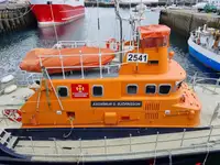 Reddingsboot te koop