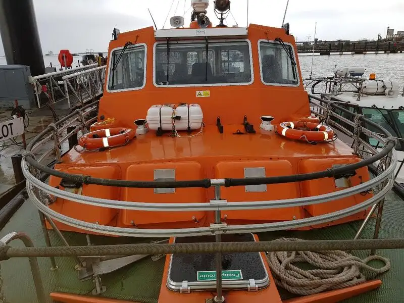Reddingsboot te koop